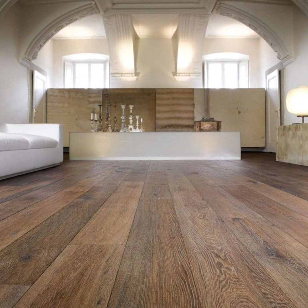 reformas de pisos con instalación de parquet en Sitges